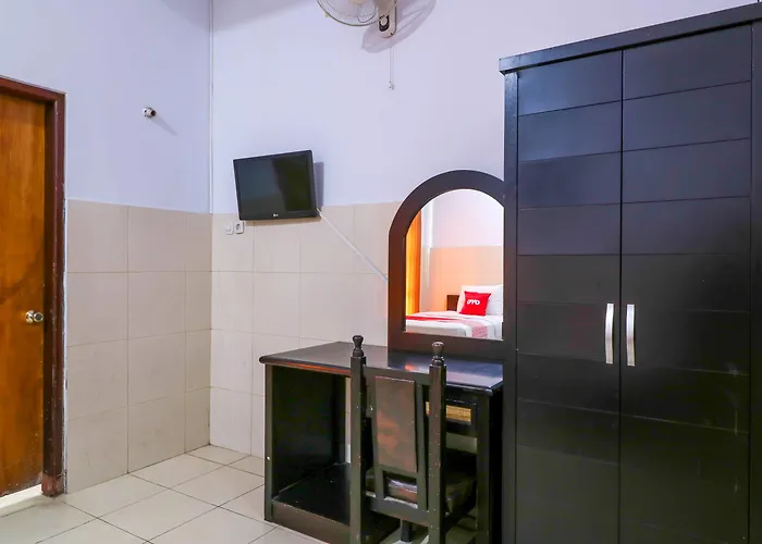 Dewata Indah Mitra Reddoorz 2*