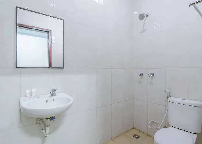 Dewata Indah Mitra Reddoorz 2* Denpasar