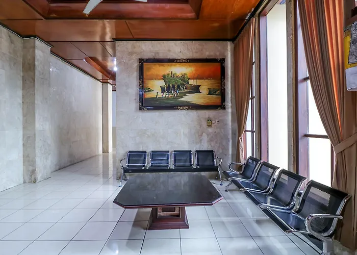 Dewata Indah Mitra Reddoorz Denpasar