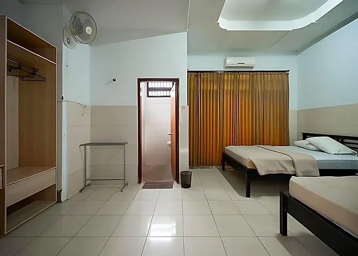 Dewata Indah Mitra Reddoorz Denpasar