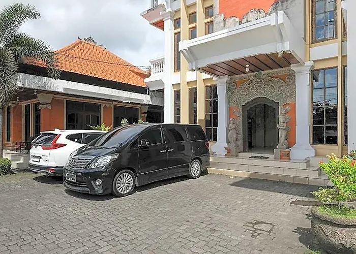 Dewata Indah Mitra Reddoorz Hotel 2*