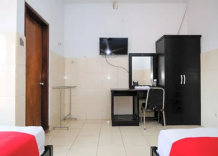 Dewata Indah Mitra Reddoorz Denpasar